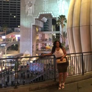 Meet your Posher, Leanna